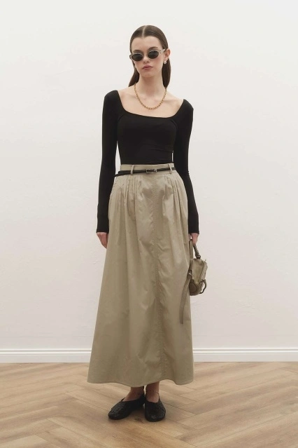 Lidia Pile Detaylı Kum Beji Etek Lidia Pile Detaylı Kum Beji Etek