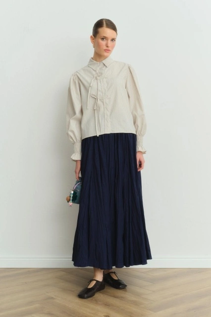 Long Pilise Lacivert Etek