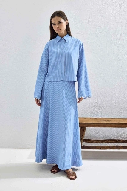 Luna Nakış Detaylı Çizgili Mavi Etekli Takım