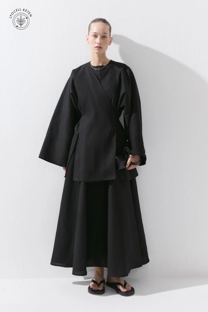 Lyocell Keten Bağcık Detaylı Siyah Kimono Lyocell Keten Bağcık Detaylı Siyah Kimono