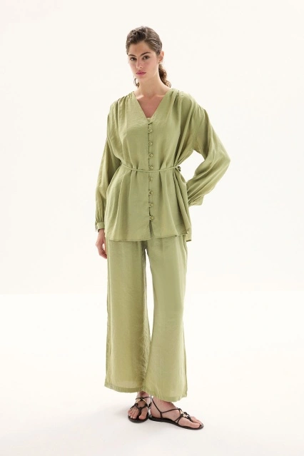 Modal Birit Düğme Detaylı Haki Pantolon Takım