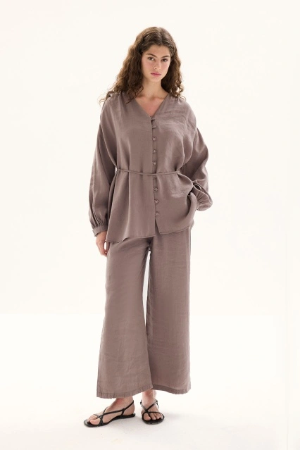 Modal Birit Düğme Detaylı Vizon Pantolon Takım