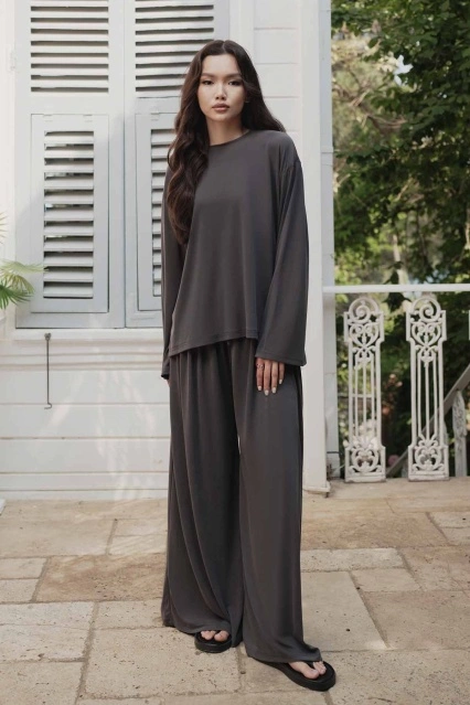 Modal İçeren Rahat Kesim Antrasit Pantolon Takım