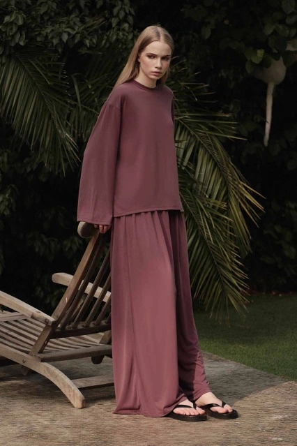 Modal İçeren Rahat Kesim Gül Kurusu Pantolon Takım