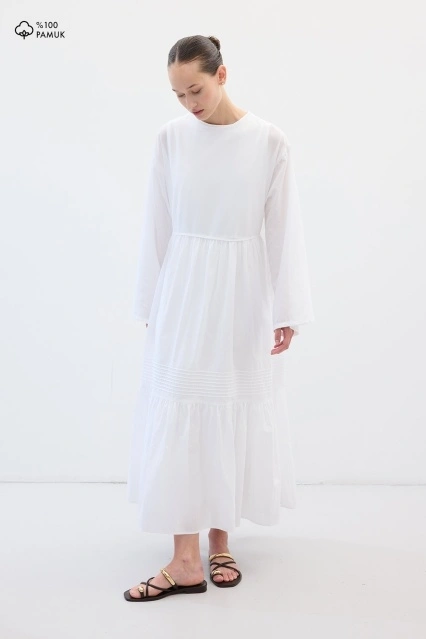 Nervür Dikiş Detaylı Pamuklu Beyaz Elbise