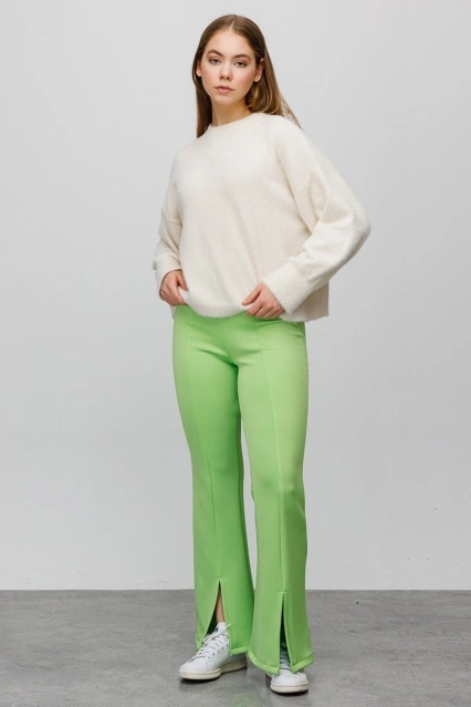 Ön Yırtmaçlı Scuba Fıstık Yeşili Pantolon