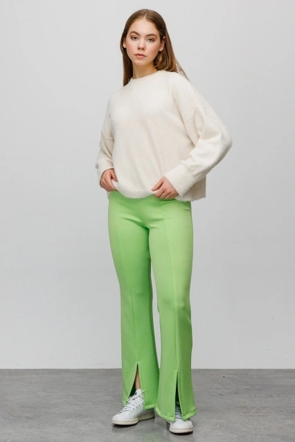 Ön Yırtmaçlı Scuba Fıstık Yeşili Pantolon