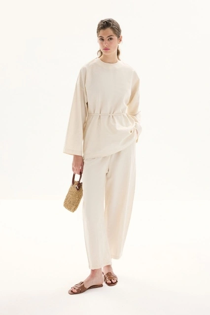 Organik Karışımlı Bisiklet Yaka Naturel Bluz