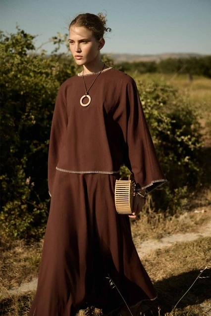 Organik Karışımlı Çoban Dikiş Detaylı Bakır Etekli Takım