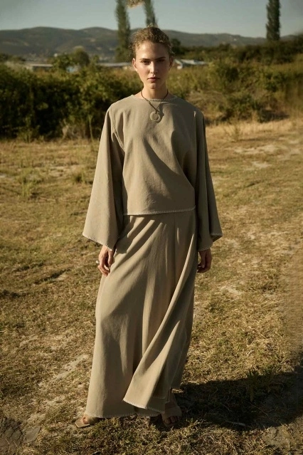 Organik Karışımlı Çoban Dikiş Detaylı Vizon Etekli Takım