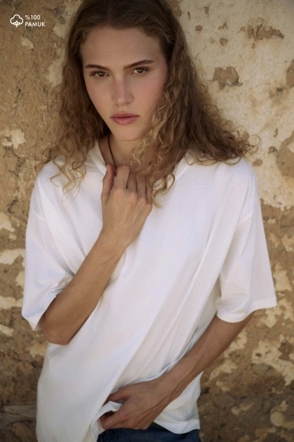 Oversize Kısa Kol Ekru Pamuklu Tişört