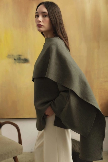 Pelerin Detaylı Vizon Tunik