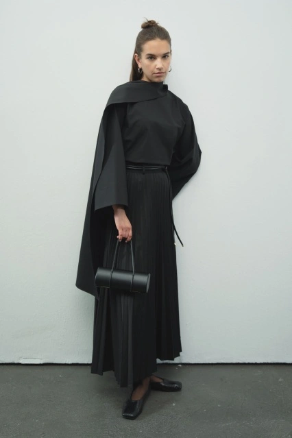 Pilisoley Poliviscon Siyah Etek