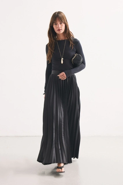 Pilisoley Saten Siyah Etek