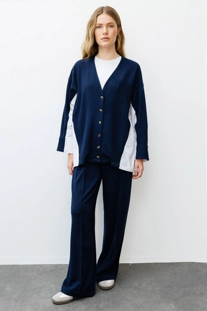 Poplin Triko Hırka Detaylı Lacivert Pantolon Takım