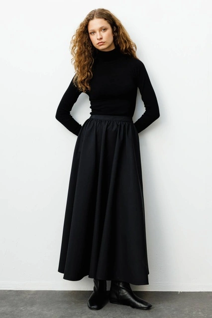 Premium Volumlu Siyah Balon Etek