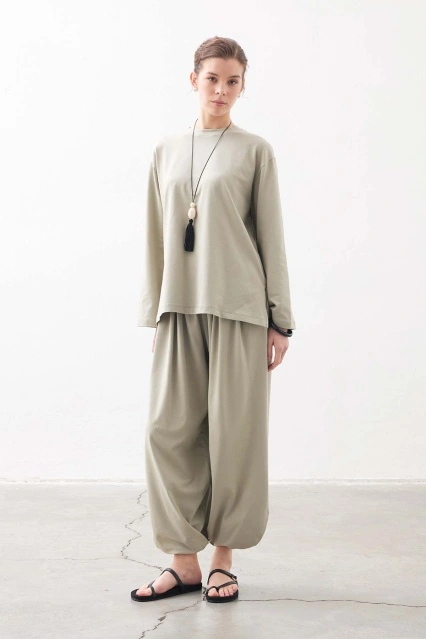 Rahat Kesim Şalvar Taş Pantolon Takım