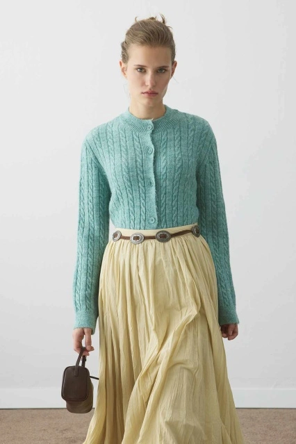 Saç Örgü Triko Çağla Hırka