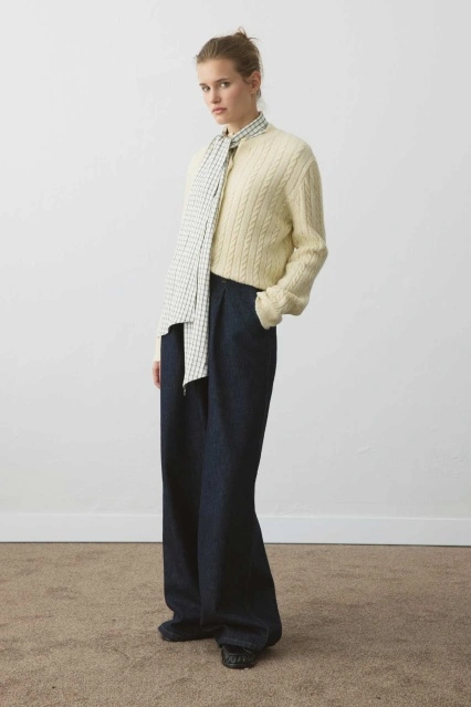 Saç Örgü Triko Tereyağı Sarısı Hırka