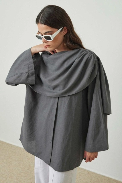 Şal Aksesuarlı Antrasit Keten Ceket