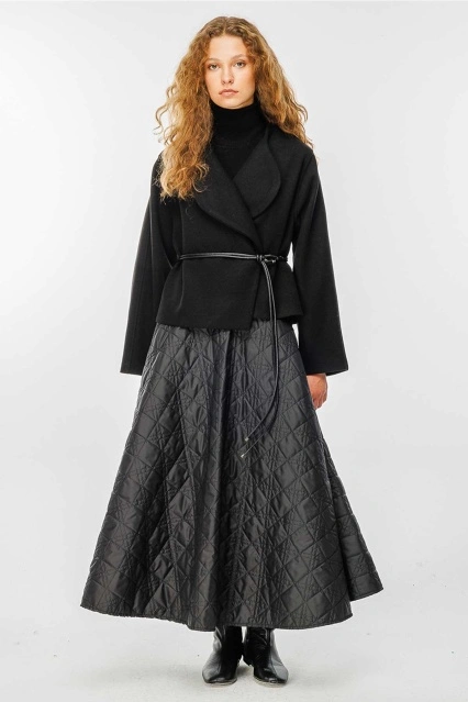 Şal Yaka Kısa Siyah Kaşe Ceket