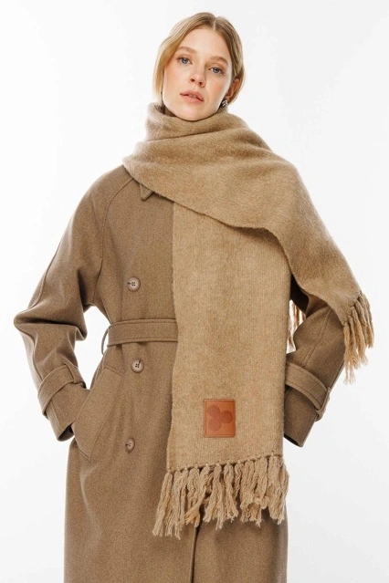 Şardonlu Camel Atkı Şardonlu Camel Atkı