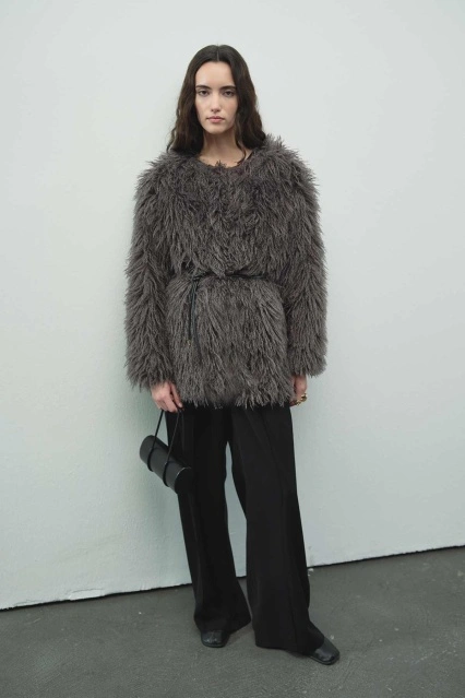 Selection Kabarık Tüylü Antrasit Ceket