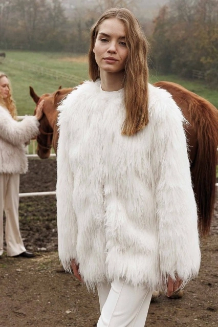 Suni Kürk Ekru Ceket