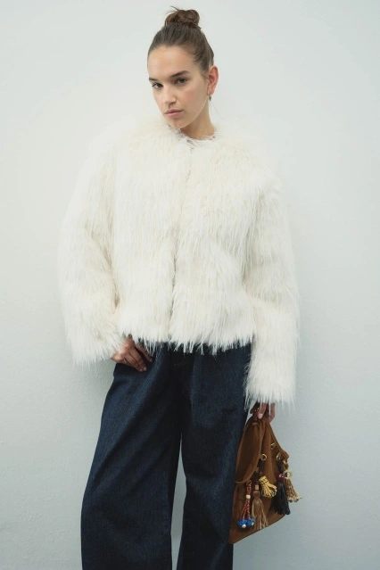 Suni Kürk Kısa Ekru Ceket