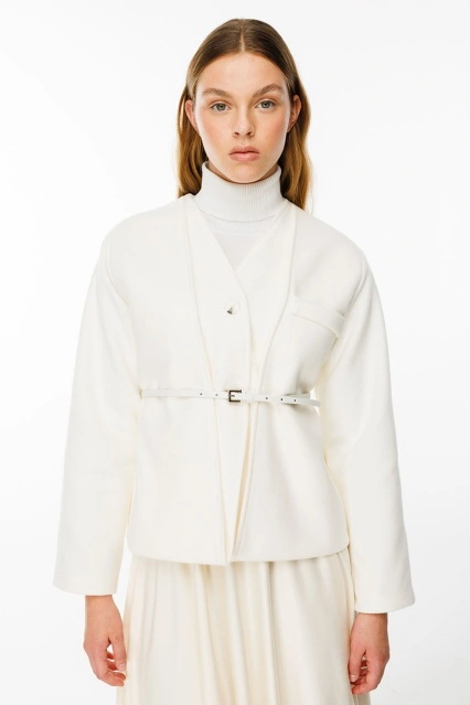 Trocape Yakasız Ekru Kaşe Ceket