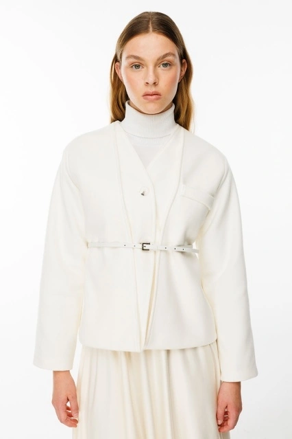 Trocape Yakasız Ekru Kaşe Ceket