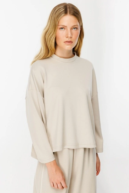 Uzun Kollu Oversize Bej Tshirt
