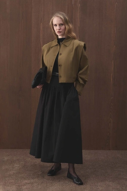 Vatkalı Gabardin Kısa Haki Ceket