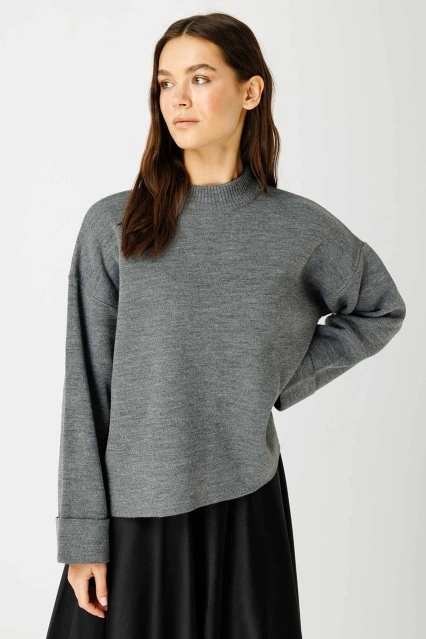 Yüksek Yaka Gri Kazak