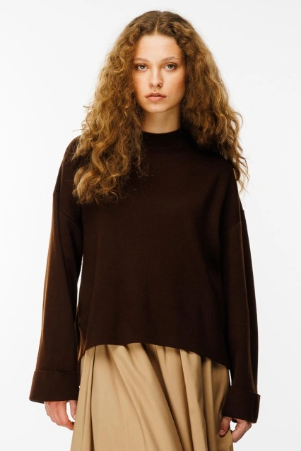 Yüksek Yaka Kahve Kazak