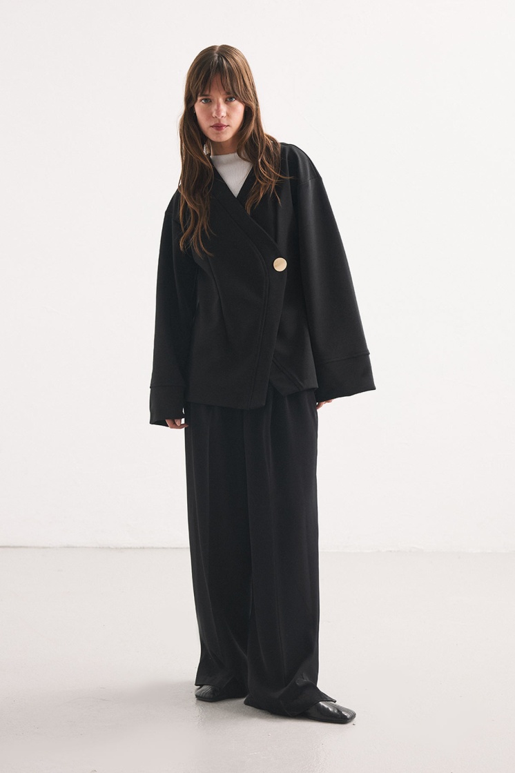 Düğme Detaylı Siyah Kimono Bluz