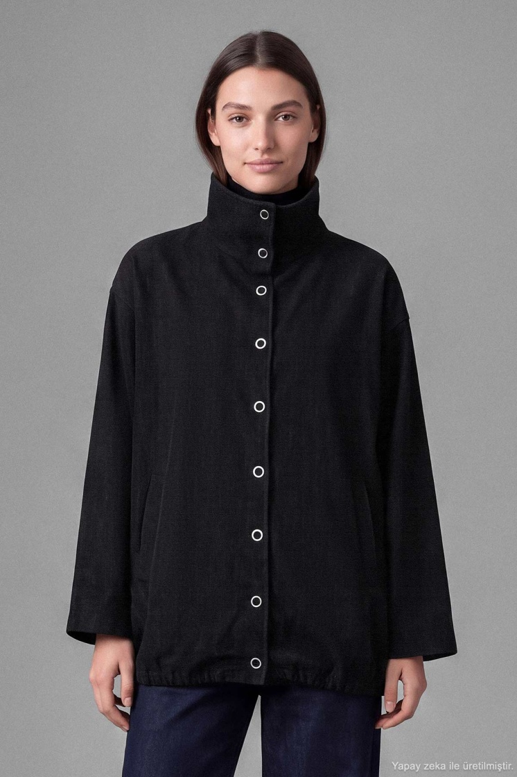 Kadife Dokulu Dik Yaka Çıtçıtlı Oversize Siyah Ceket
