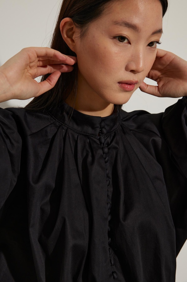 Önden Düğmeli Siyah Crop Poplin Gömlek