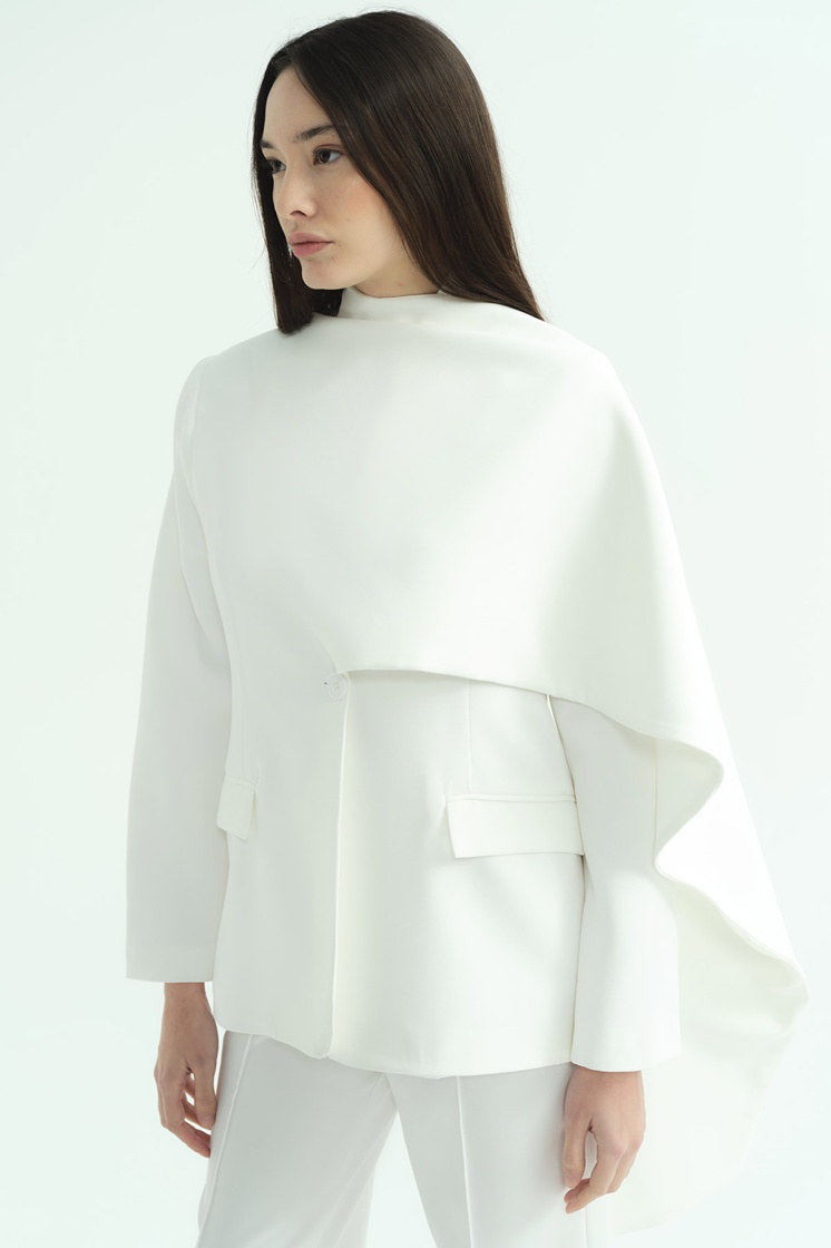 Pelerin Detaylı Ekru Blazer Ceket