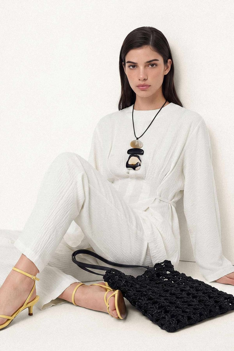 Pile Detaylı Ekru Bluz Pantolon Takım