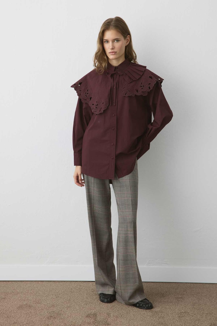 Premium Poplin Pilise Detaylı Nakışlı Bordo Yaka