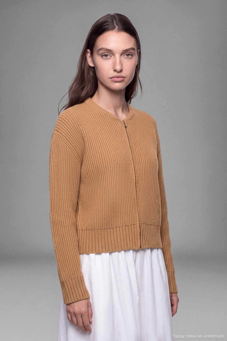Selanik Dokulu Fermuarlı Camel Hırka