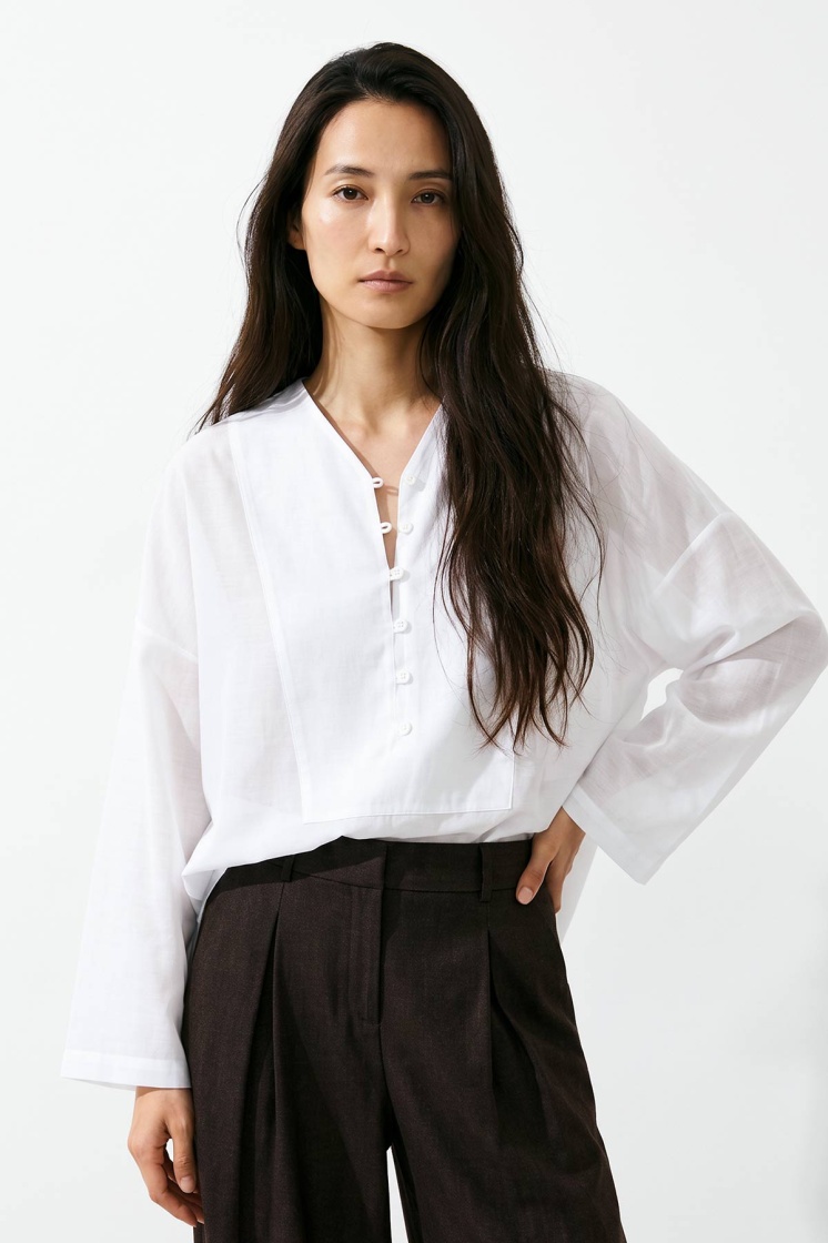 V Yaka Oversize Beyaz Bluz